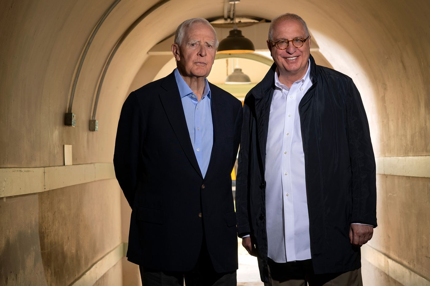 John le Carré con Errol Morris, director del documental.
