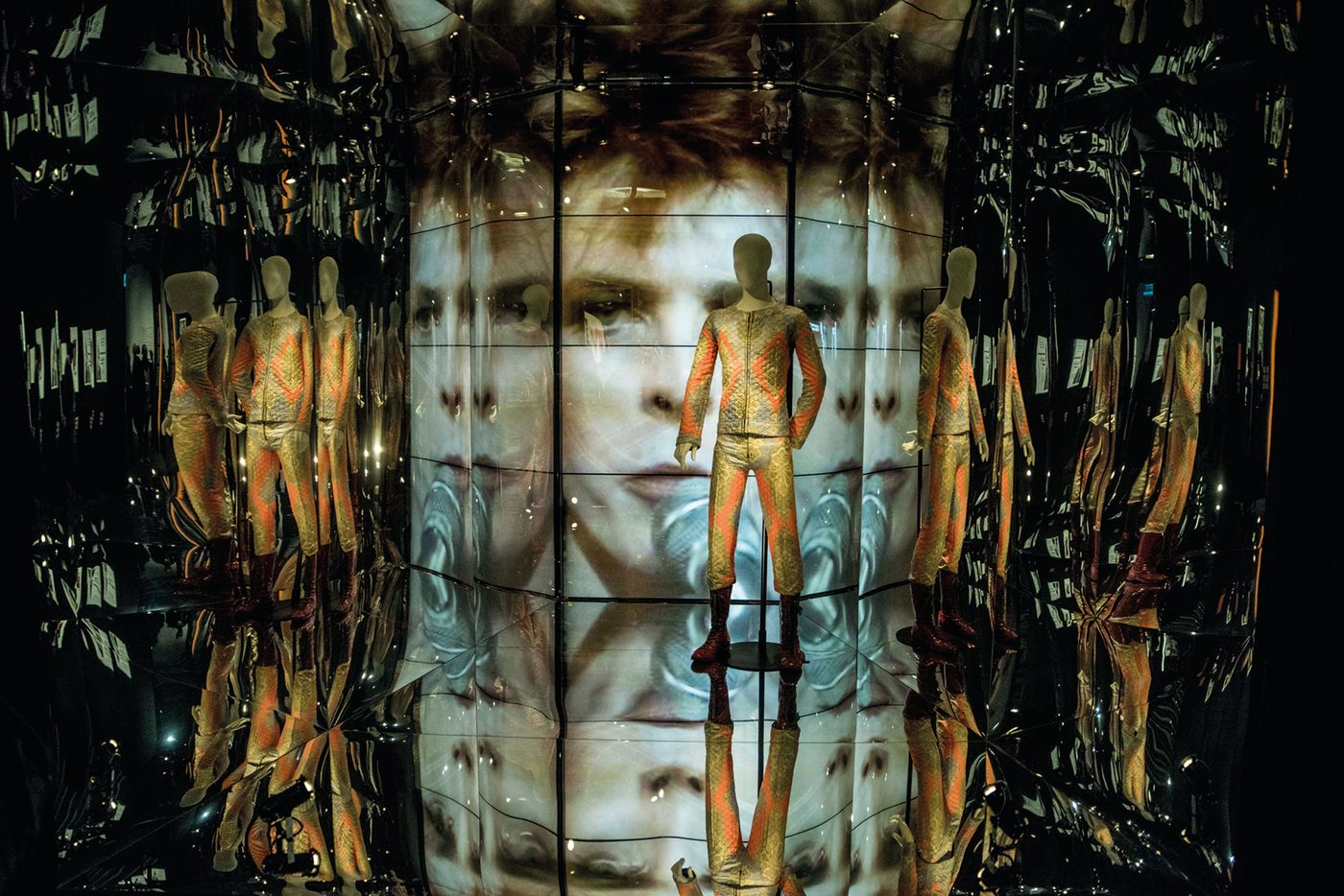 Mil caras de Bowie. Foto: Xavier Mercadé