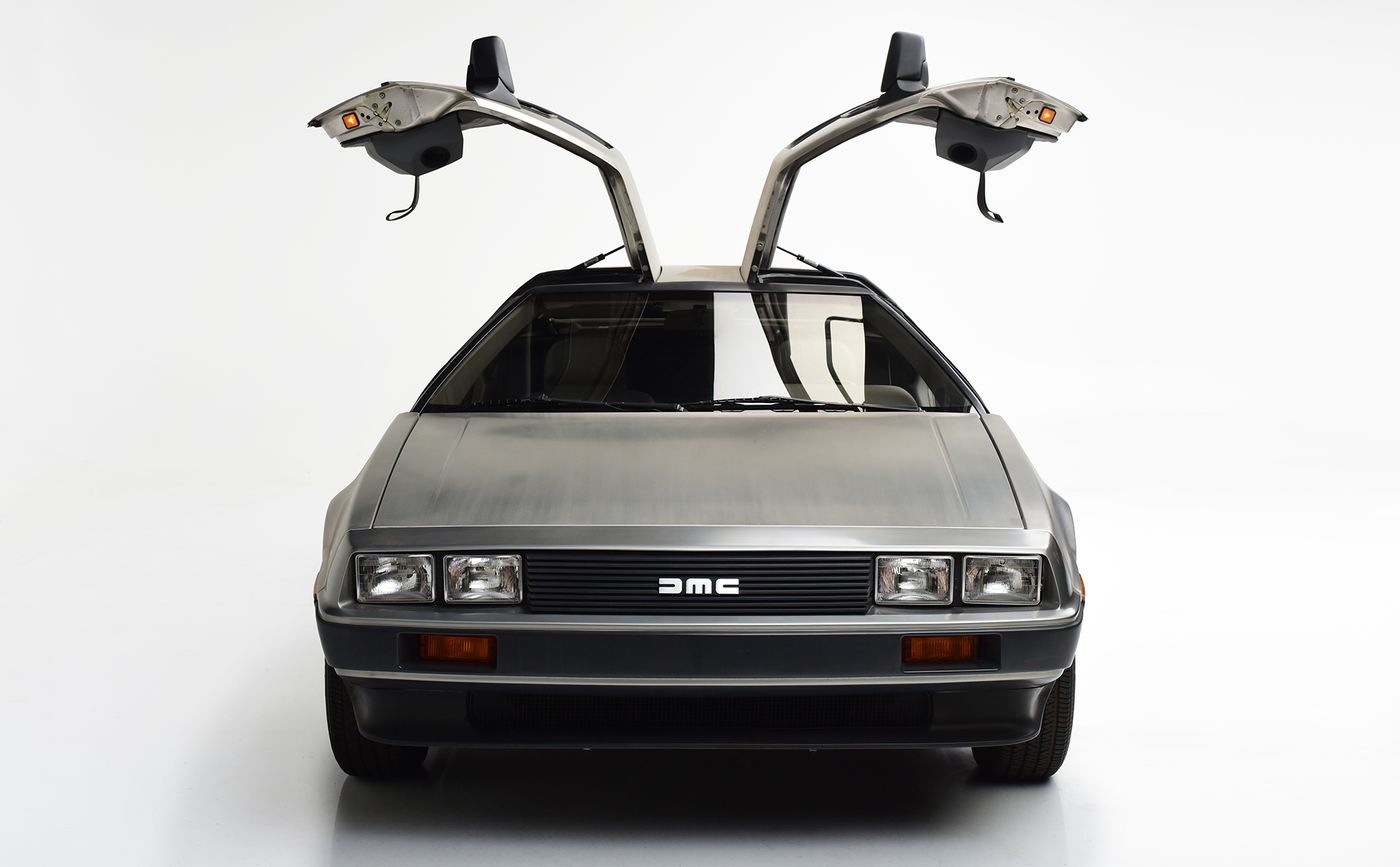El mítico DMC-12 de "Regreso al futuro". Foto: Barrett-Jackson (Getty Images)