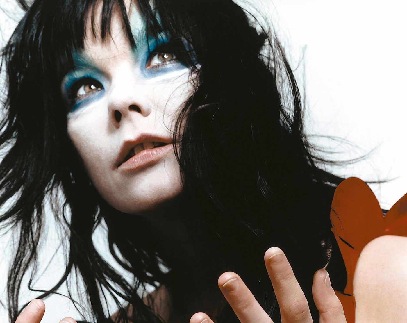 “Tengo diferentes estados de ánimo dentro de mí”, confiesa Björk.