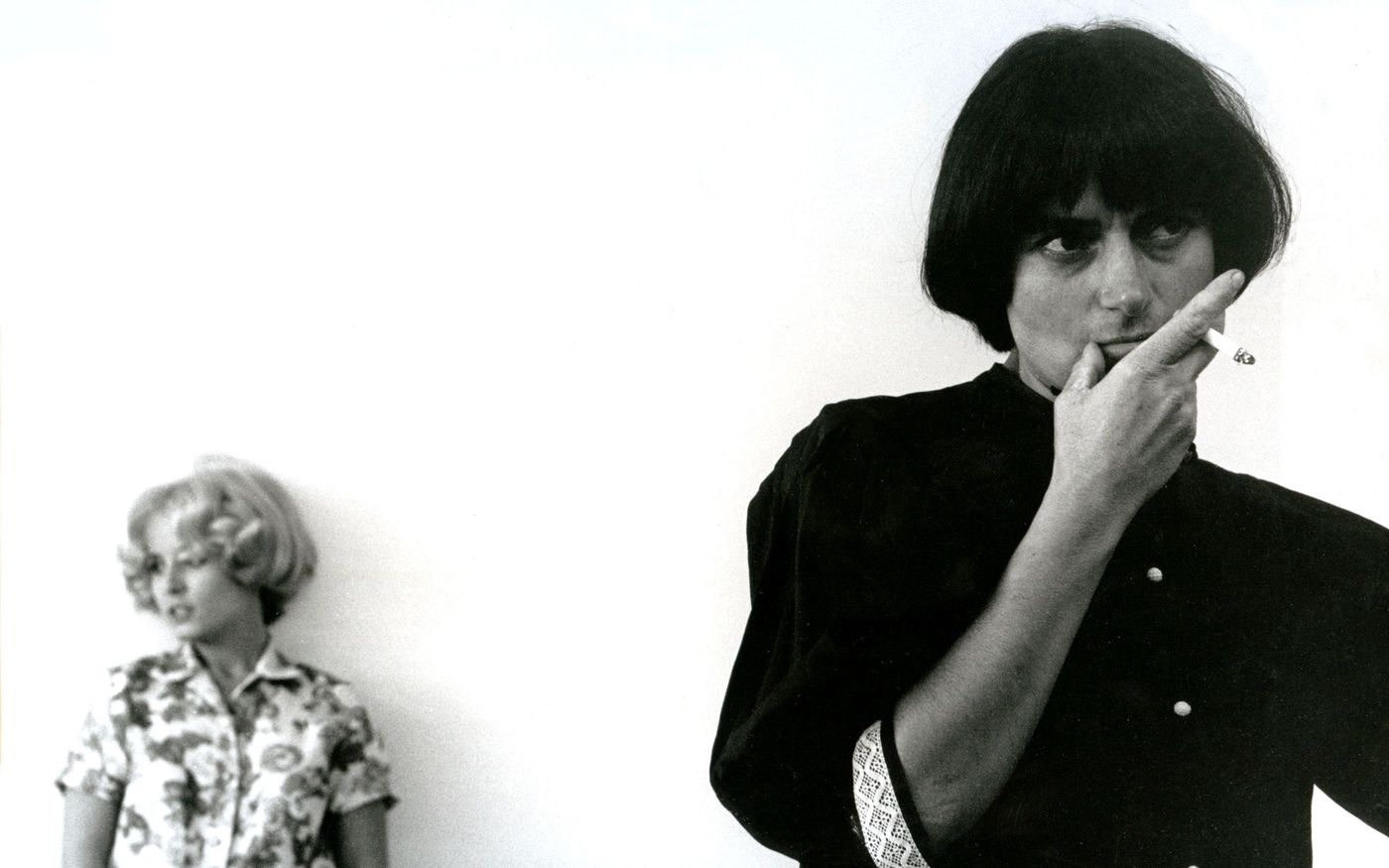 Agnès Varda, en 1964, en el rodaje del filme “La felicidad”. © ciné-tamaris. Foto: Marilou Parolini