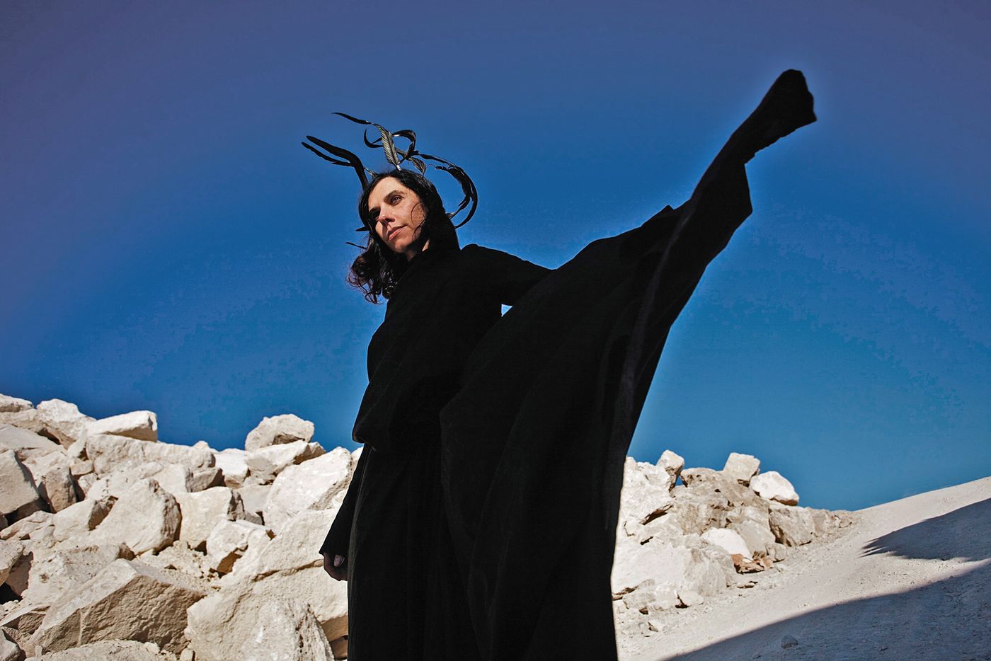 Con “Let England Shake”, de vuelta al rock con contagios de folk. Foto: Seamus Murphy