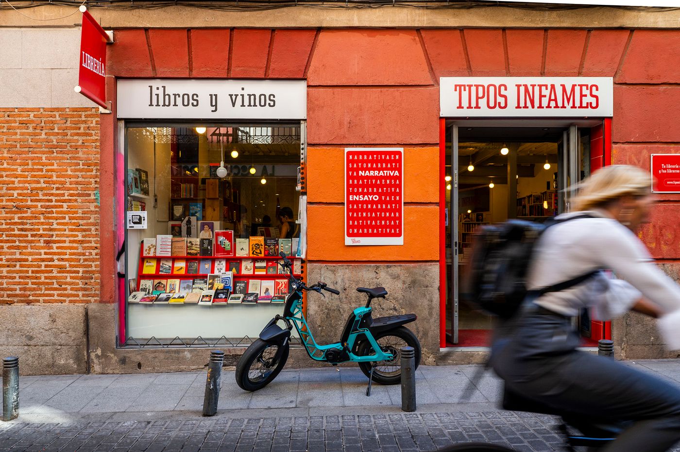 Librería Tipos Infames, libros y maridaje con vino.
