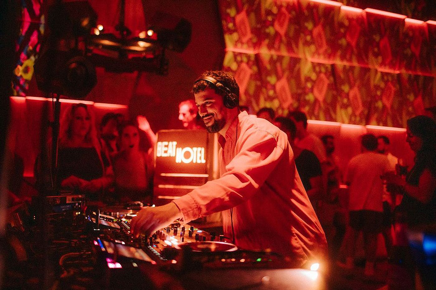 Elias Mazian, house versátil en Akasha. Foto: Dan Medhurst