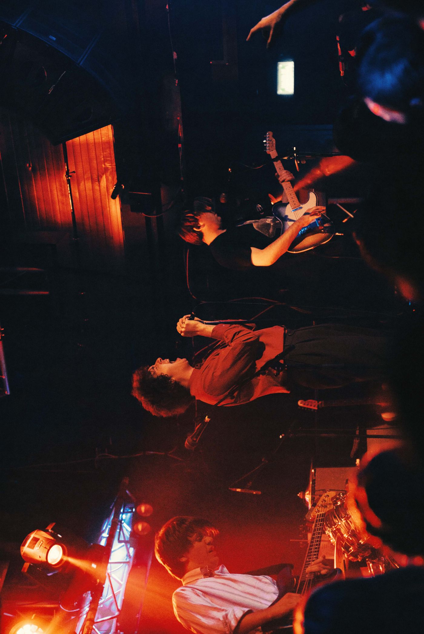 El cantante Charlie Steen sigue respirando. Foto: Sharon López