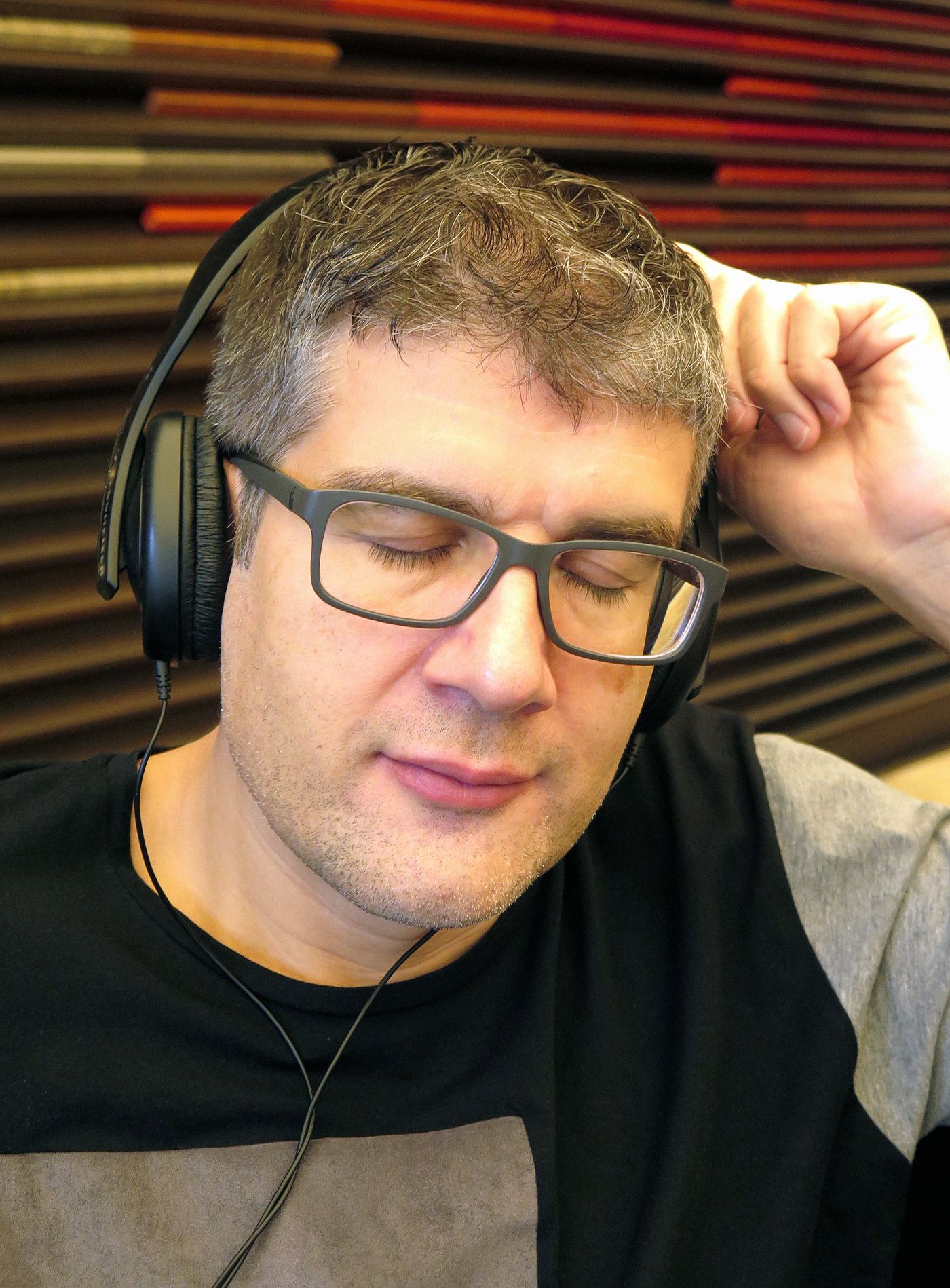 Escuchando ¿el futuro?