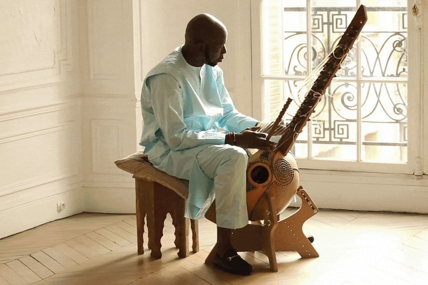 Música contemplativa que está fuera del tiempo