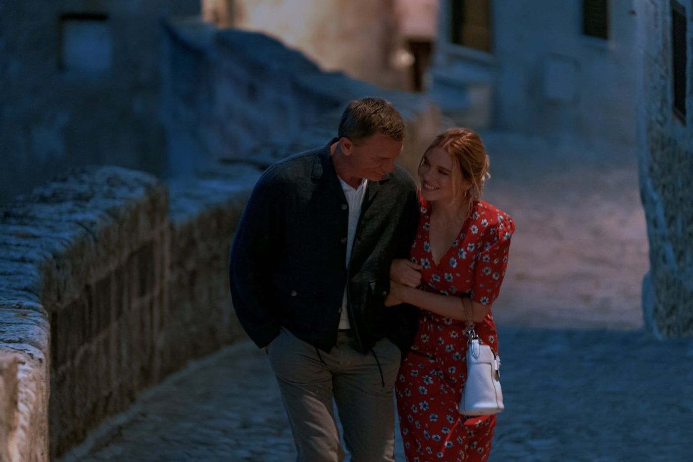 Bond y Madeleine (Léa Seydoux): fragilidad romántica.