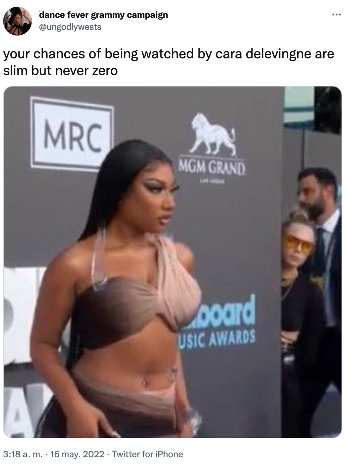 Cara Delevingne is watching you, Megan.<a href="https://twitter.com/ungodlywests/status/1526009190099001344" target="_blank"> Ver tuit </a>