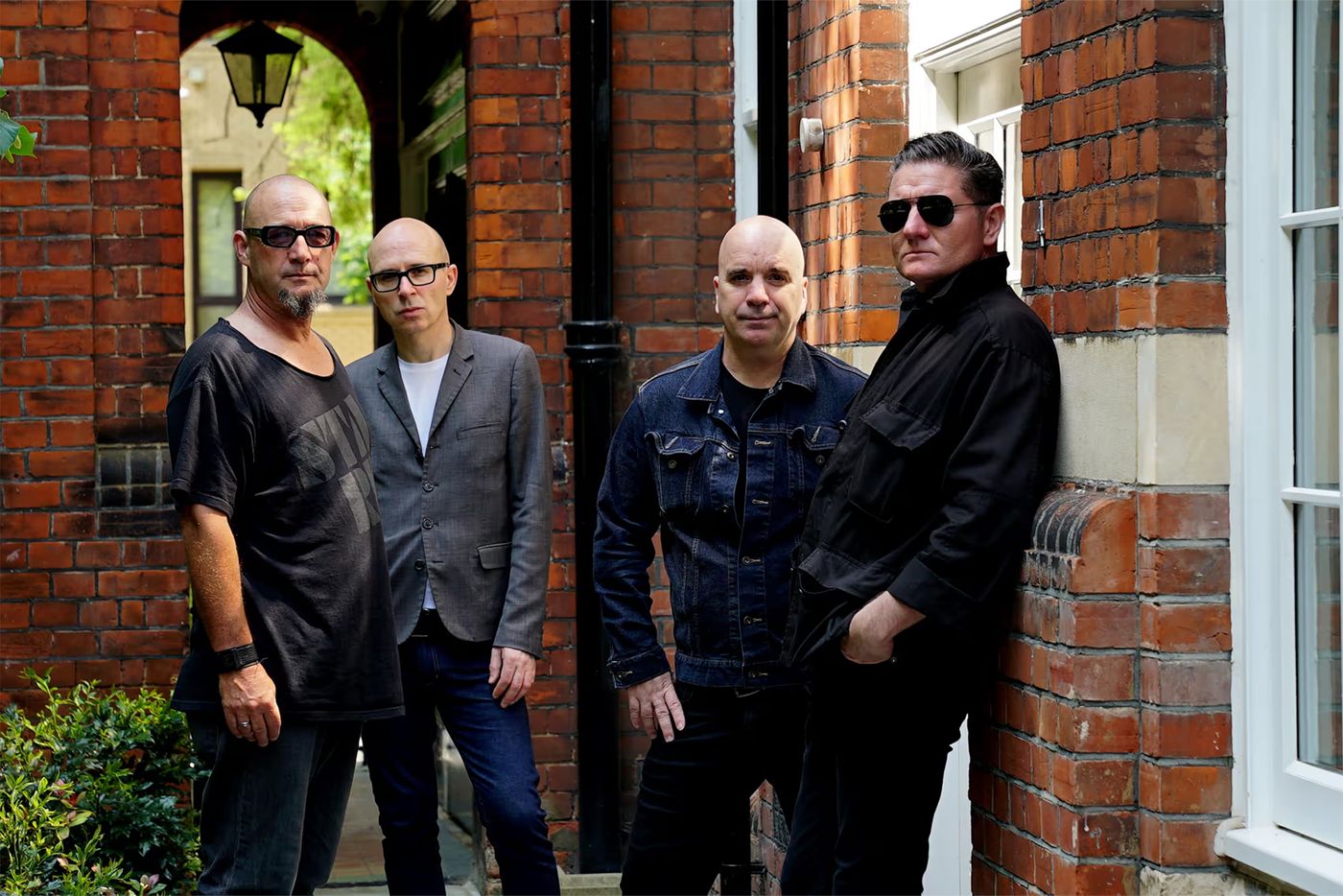 Nitzer Ebb, en 2019: David Gooday, Simon Granger, Bon Harris y Douglas McCarthy.