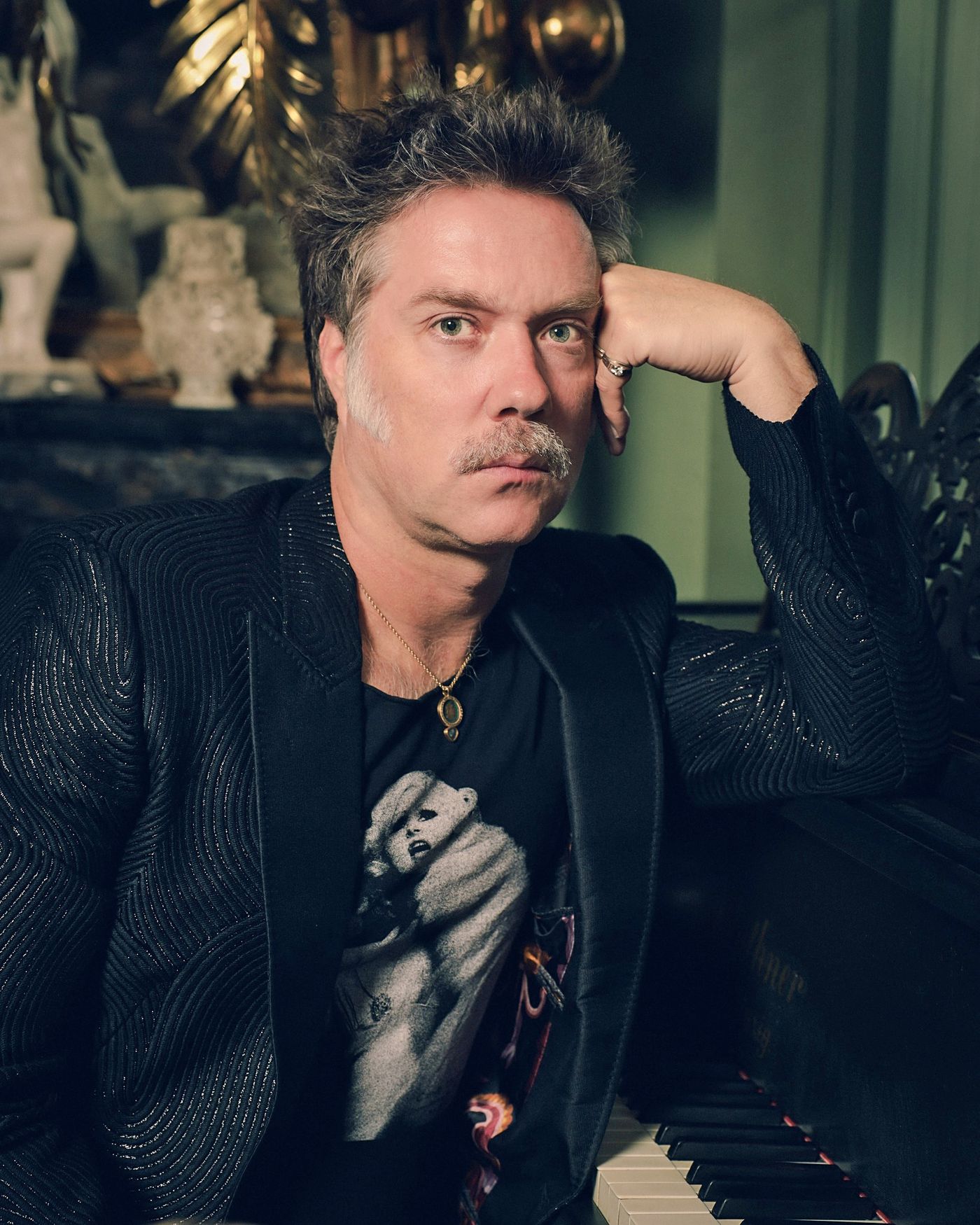 Rufus Wainwright, a lo Kurt Weill.