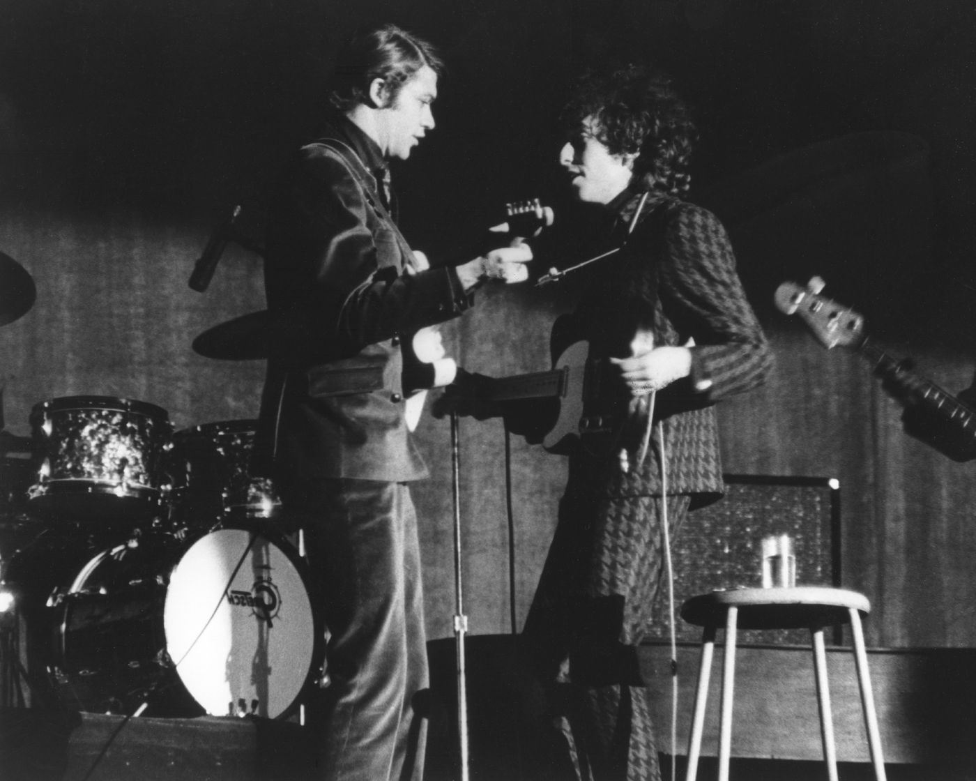 Robbie Robertson, guitarra para Bob Dylan, en 1966. Foto: Alice Ochs / Michael Ochs Archives (Getty Images)