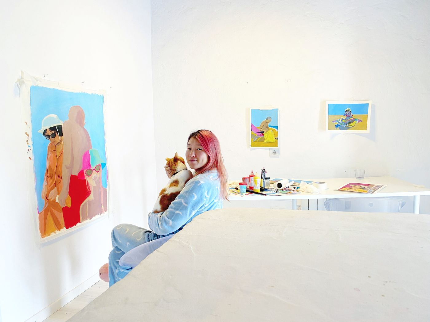  La artista Quan Zhou en RARA Residencia de Arte, en Villanueva del Rosario. 