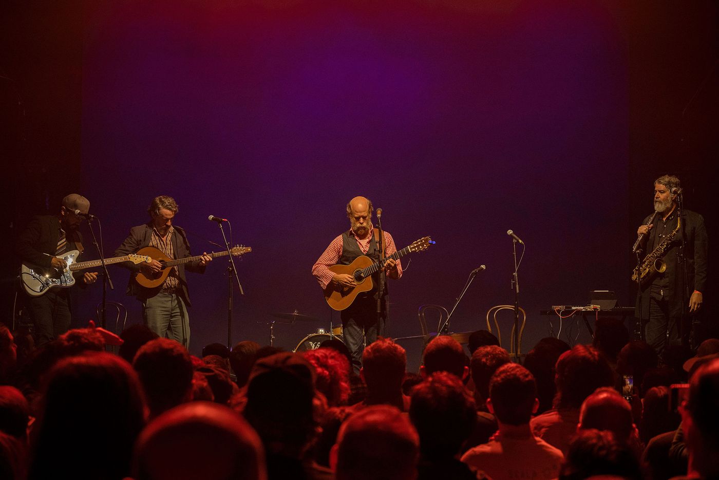 Bienvenidos al palacio: Thomas Deakin, Eamon O’Leary, Wild Oldham y Jacob Duncan. Foto: Alfredo Arias
