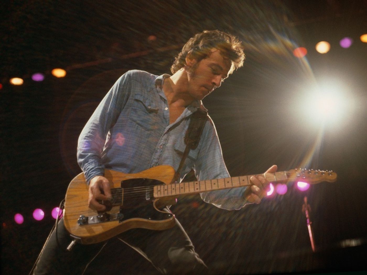 Bruce, sus diez años de gloria incontestable, sin una sola mancha: huracán en directo.