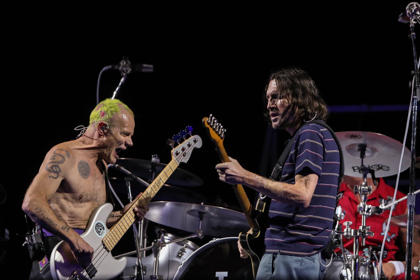 Flea y John Frusciante, mano a mano. Foto: Óscar García