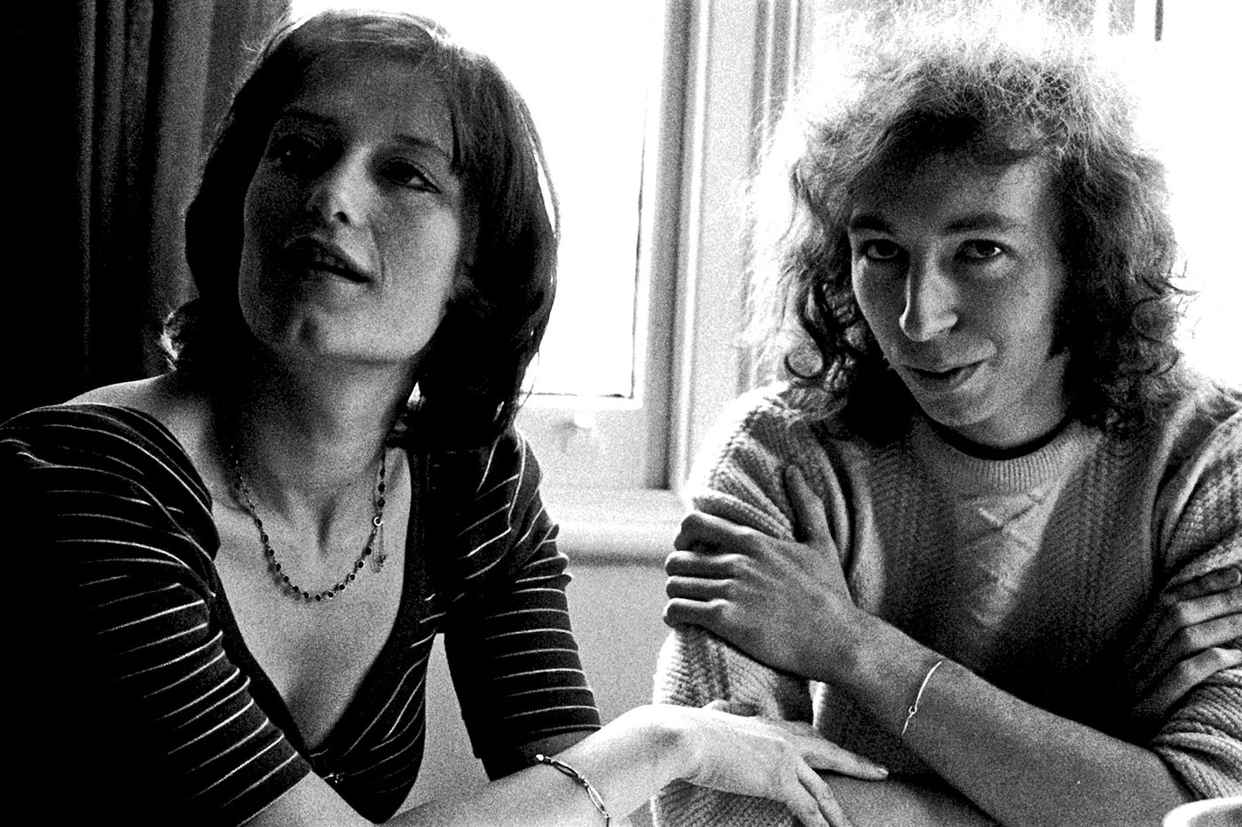 Richard y Linda Thompson, en 1974, cuando publicaron “I Want To See The Bright Lights Tonight”. Foto: Michael Putland (Getty Images)