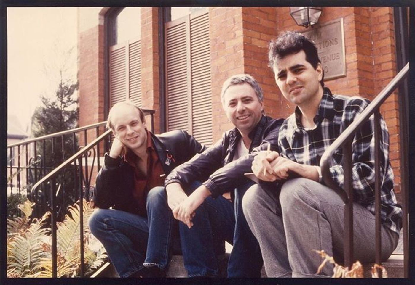 Brian Eno, Harold Budd y Daniel Lanois en 1984.