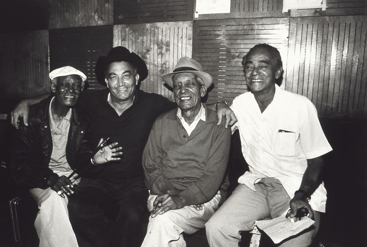 Ibrahim Ferrer, Eliades Ochoa, Compay Segundo y Puntillita: el Club. Foto: Susan Titelman