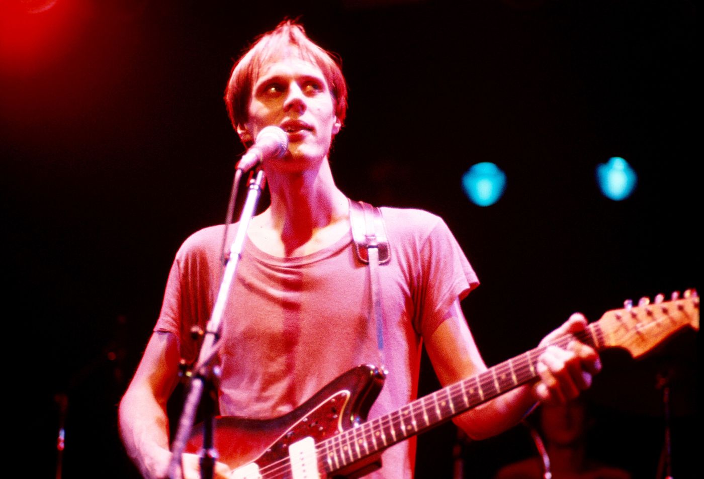 Tom Verlaine, en 1978, al frente de Television: el destello de un sonido único. Foto: Roberta Bayley / Redferns (Getty Images)