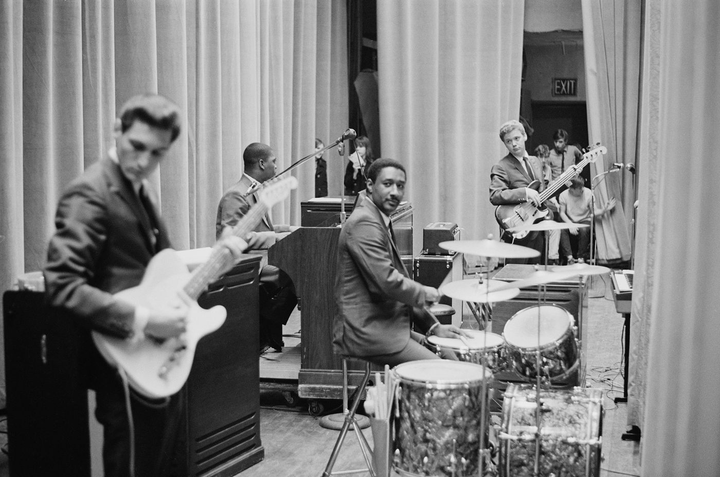 Booker T. & The M.G.’s: Steve Cropper, Booker T. Jones (teclado), Al Jackson Jr. (batería) y Donald ‘Duck’ Dunn (bajo). Foto: Don Paulsen (Getty Images)