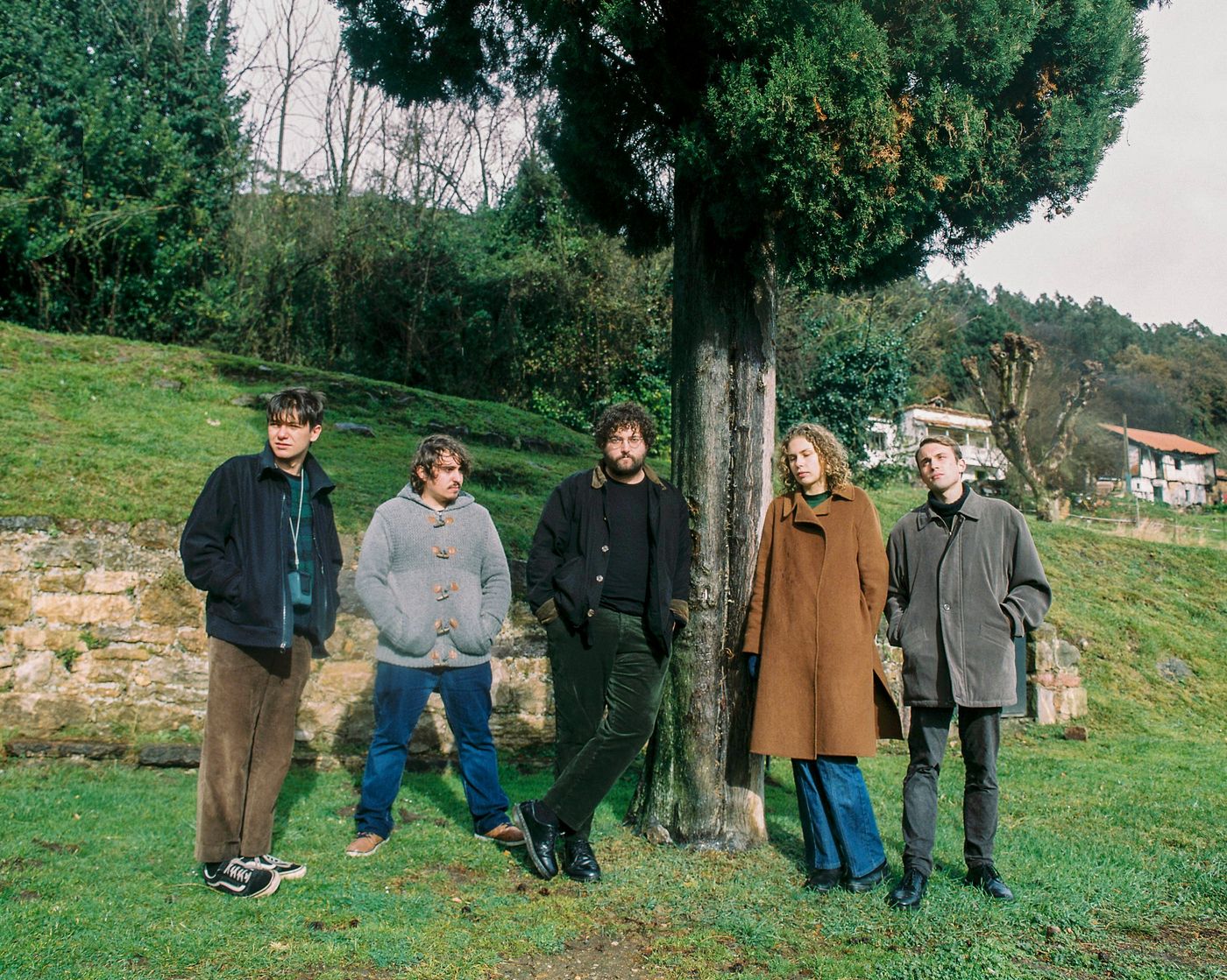 Fernando Romero, Edu G. Alfonso, Santi Fernández, Ivana Castañón y Edgar: desde la aldea. Foto: Eros Rionda