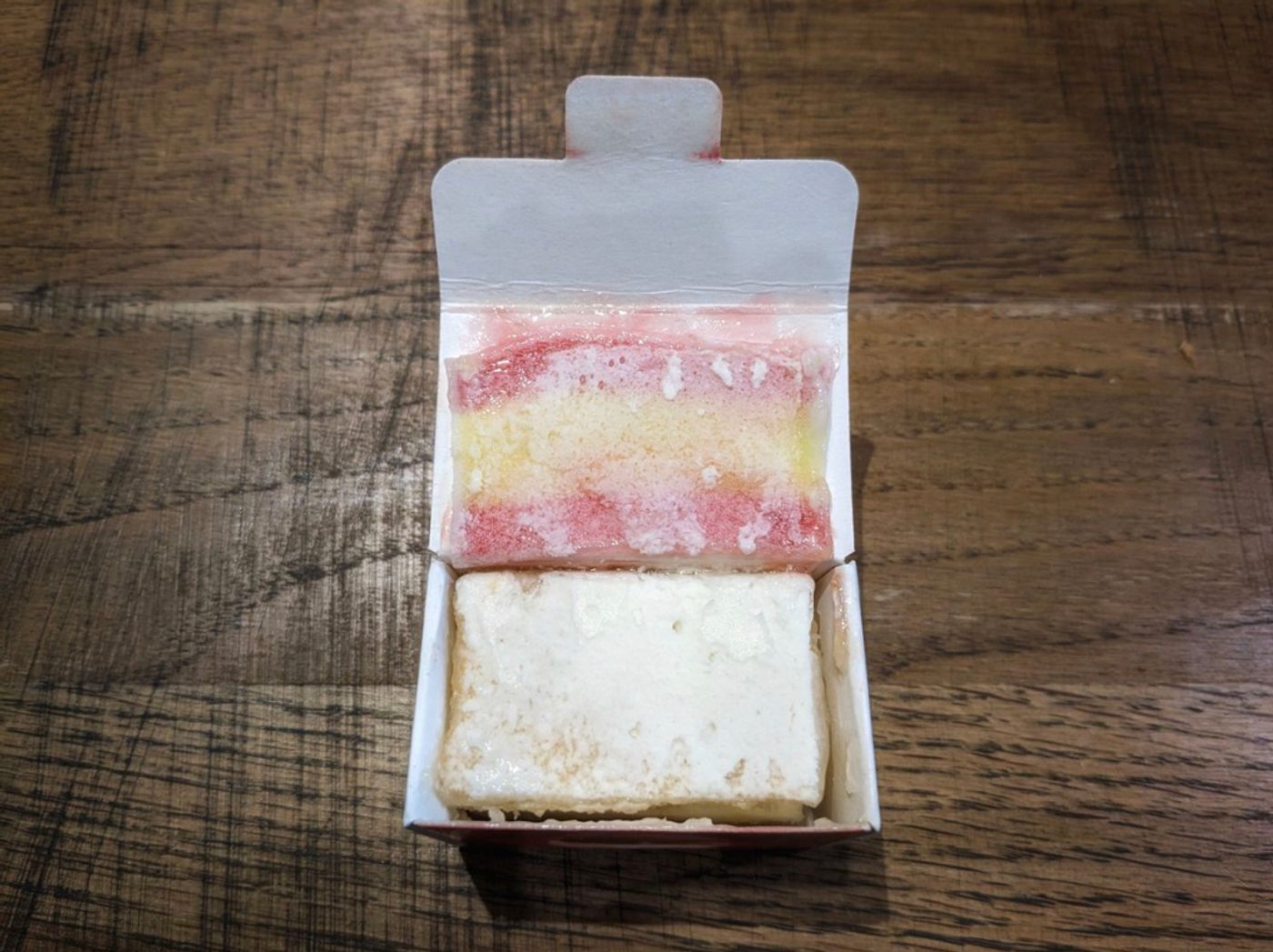 Pastelitos españoles.<a href="https://twitter.com/OlmoCalvo/status/1719315641134444647" target="_blank"> Ver tuit </a>