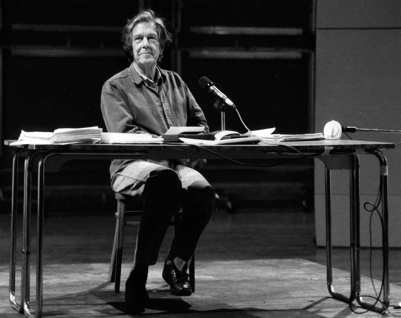 Cage ha planeado por encima de la música popular de las últimas décadas.