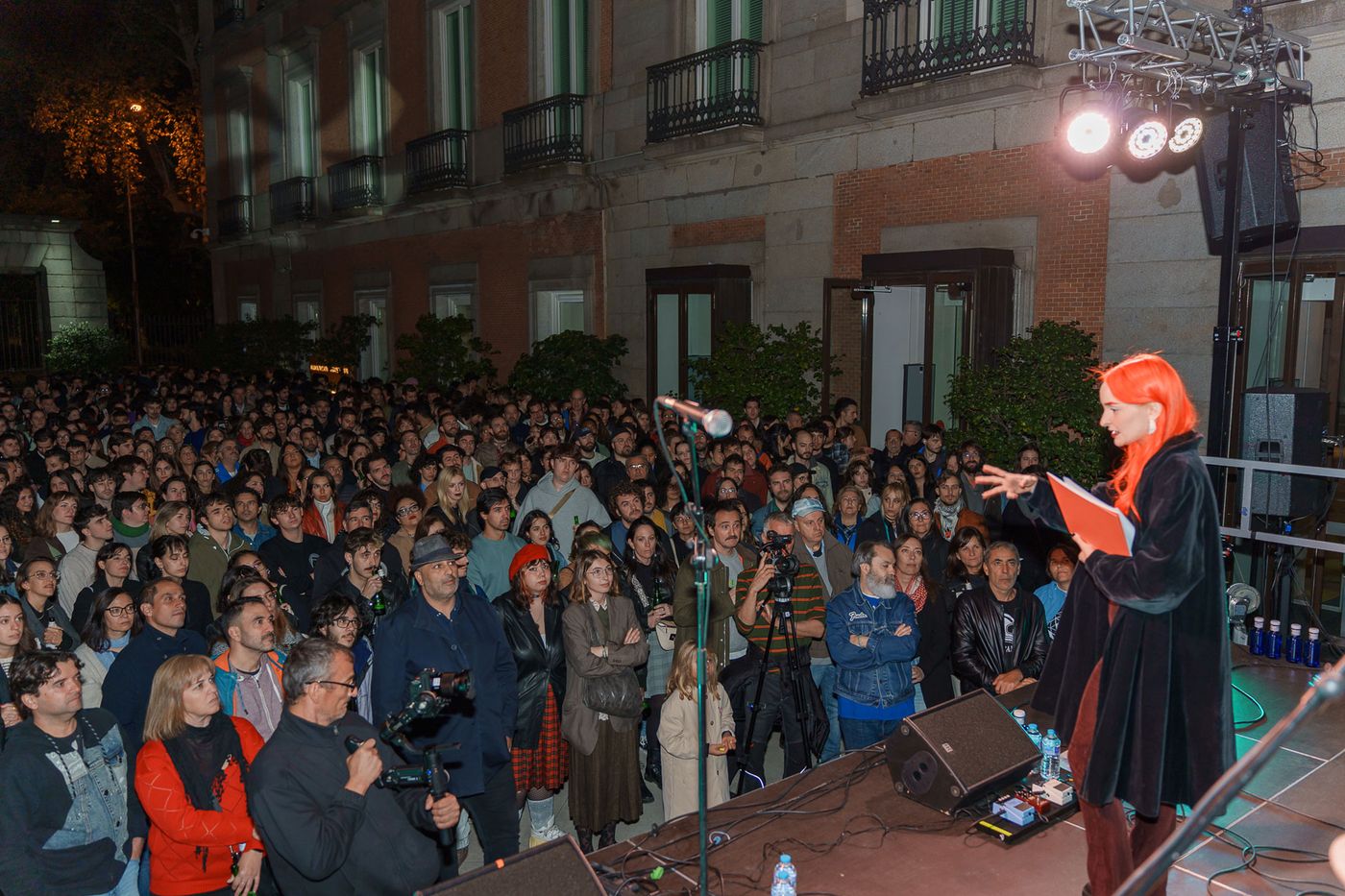 Gala de premios de VersionaThyssen XXI (octubre de 2021), presentada por Eugenia Tenenbaum.