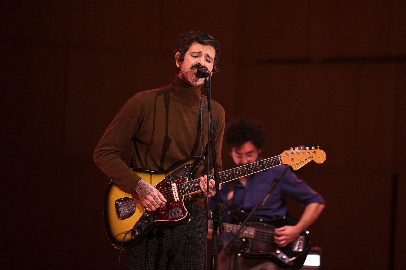 El crooner raruno. Foto: Sergio Morales