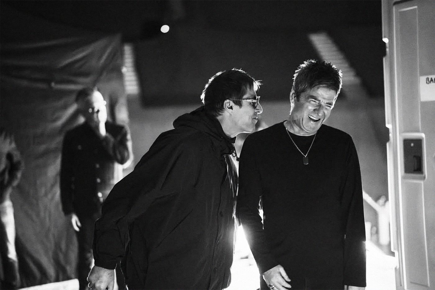 Oasis: hermanos... juntos. <a href="https://www.instagram.com/p/DYFWZIEEXsS/" target="_blank"> Ver post </a>