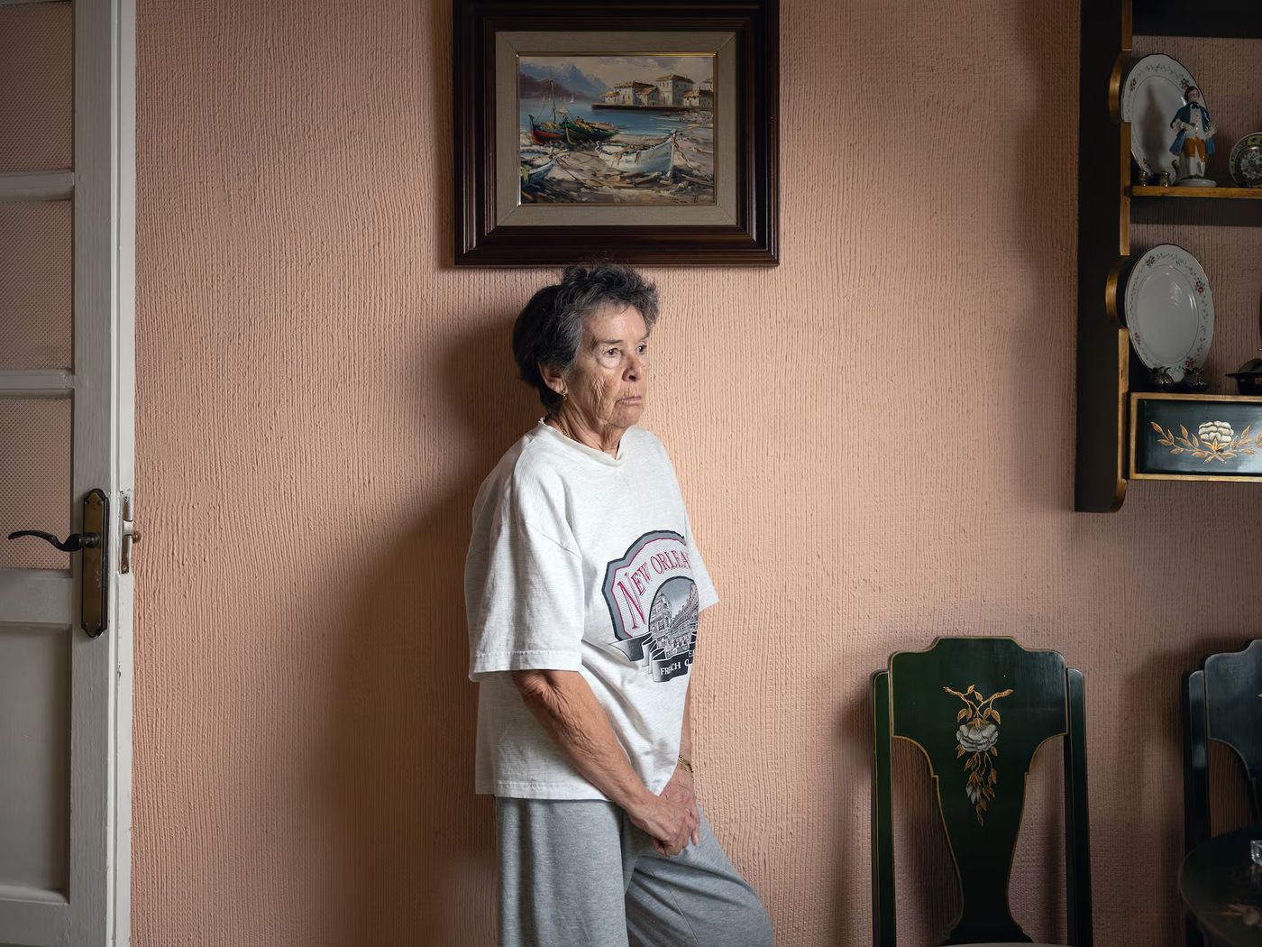 En su piso, donde vivió más de 70 años. Foto: Pablo Monge (‘El País’)