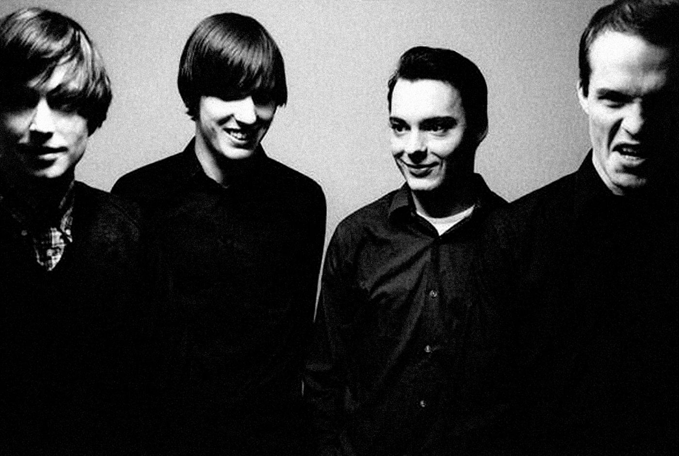 Formación 1995-1998: Dennis Lyxzén, Jon Brännström, Kristofer Steen y David Sandström.
