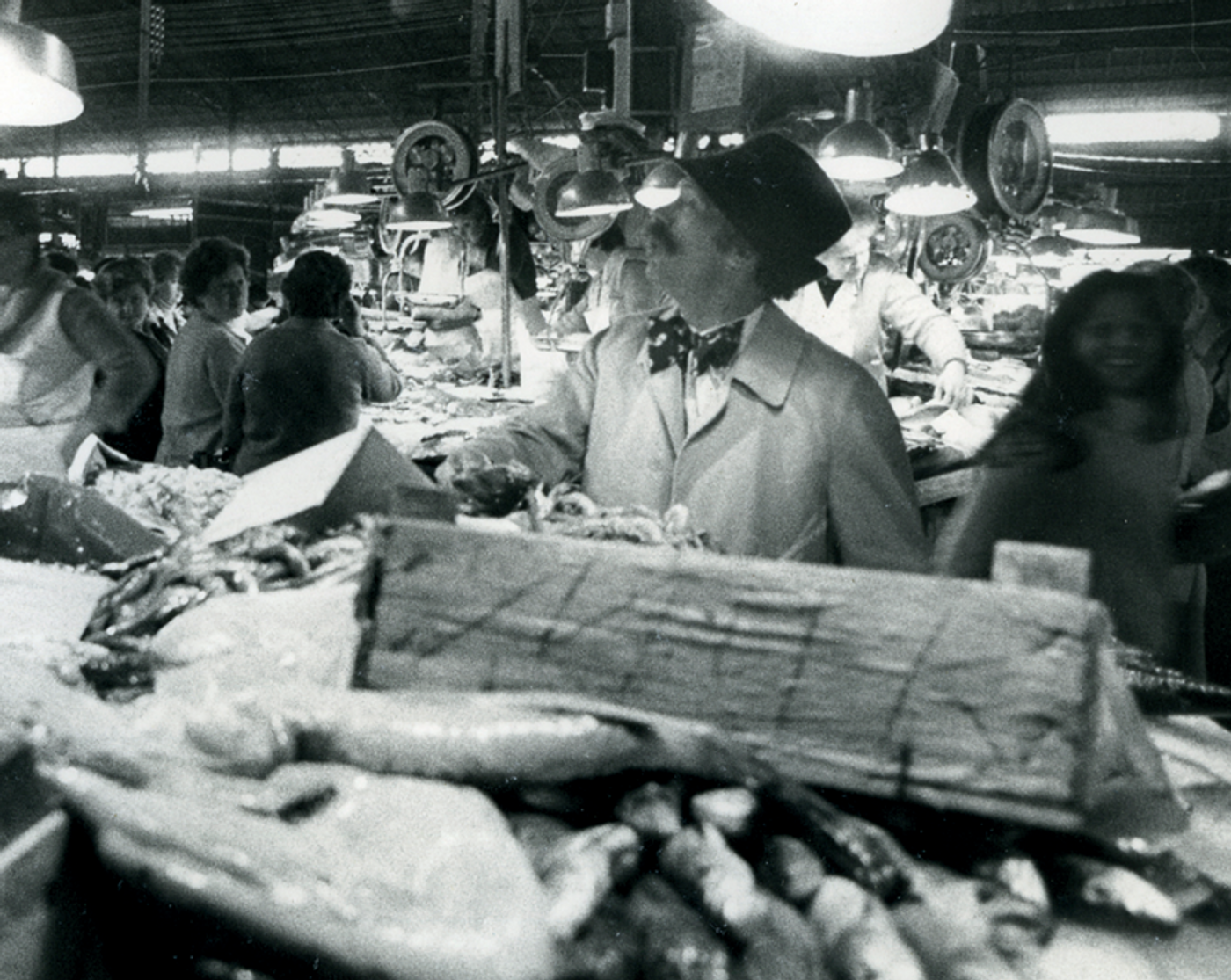 Ramon Cabau, de compras en La Boqueria.