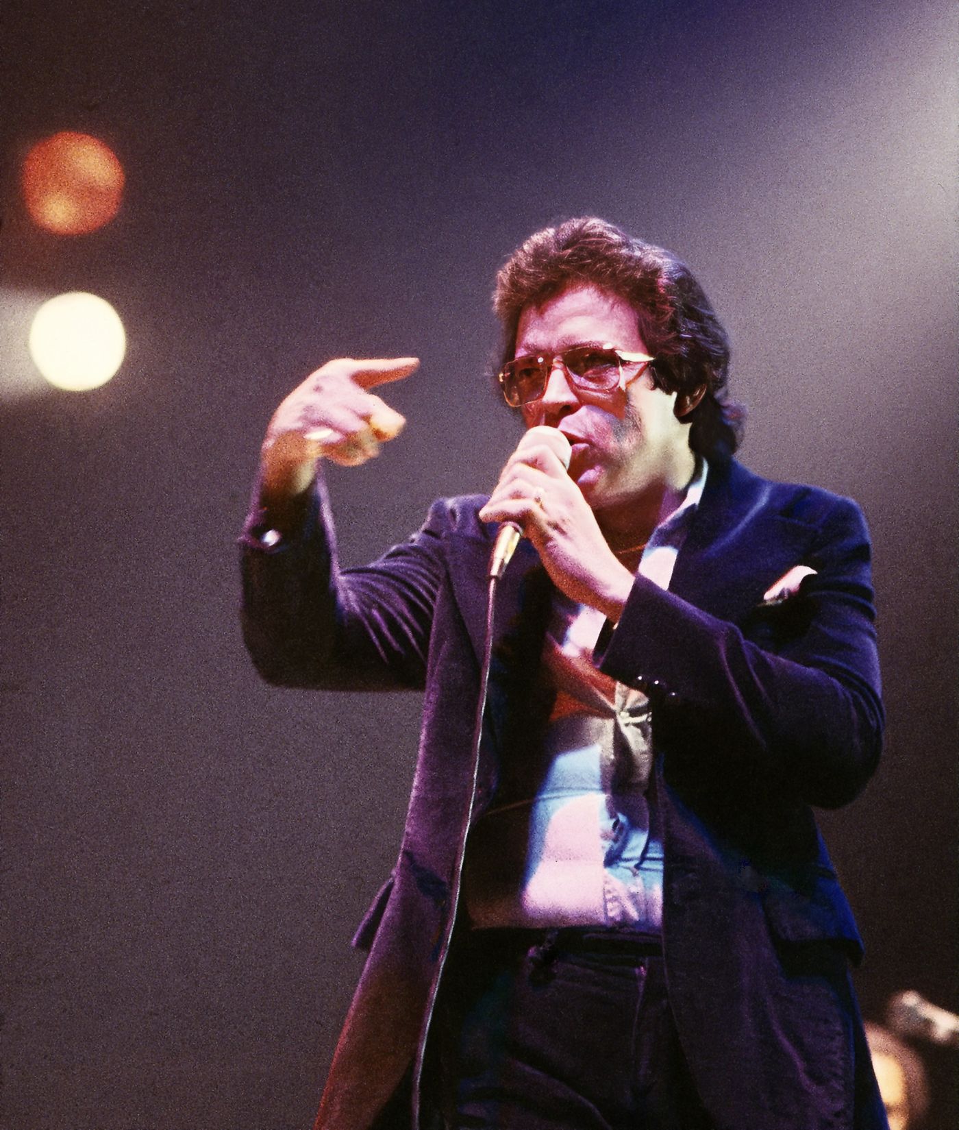 Héctor Lavoe, cantante de los cantantes, en el mítico concierto de la Fania All Stars celebrado en el Palacio de los Deportes de Barcelona (21 de enero de 1981).  Foto: Francesc Fàbregas