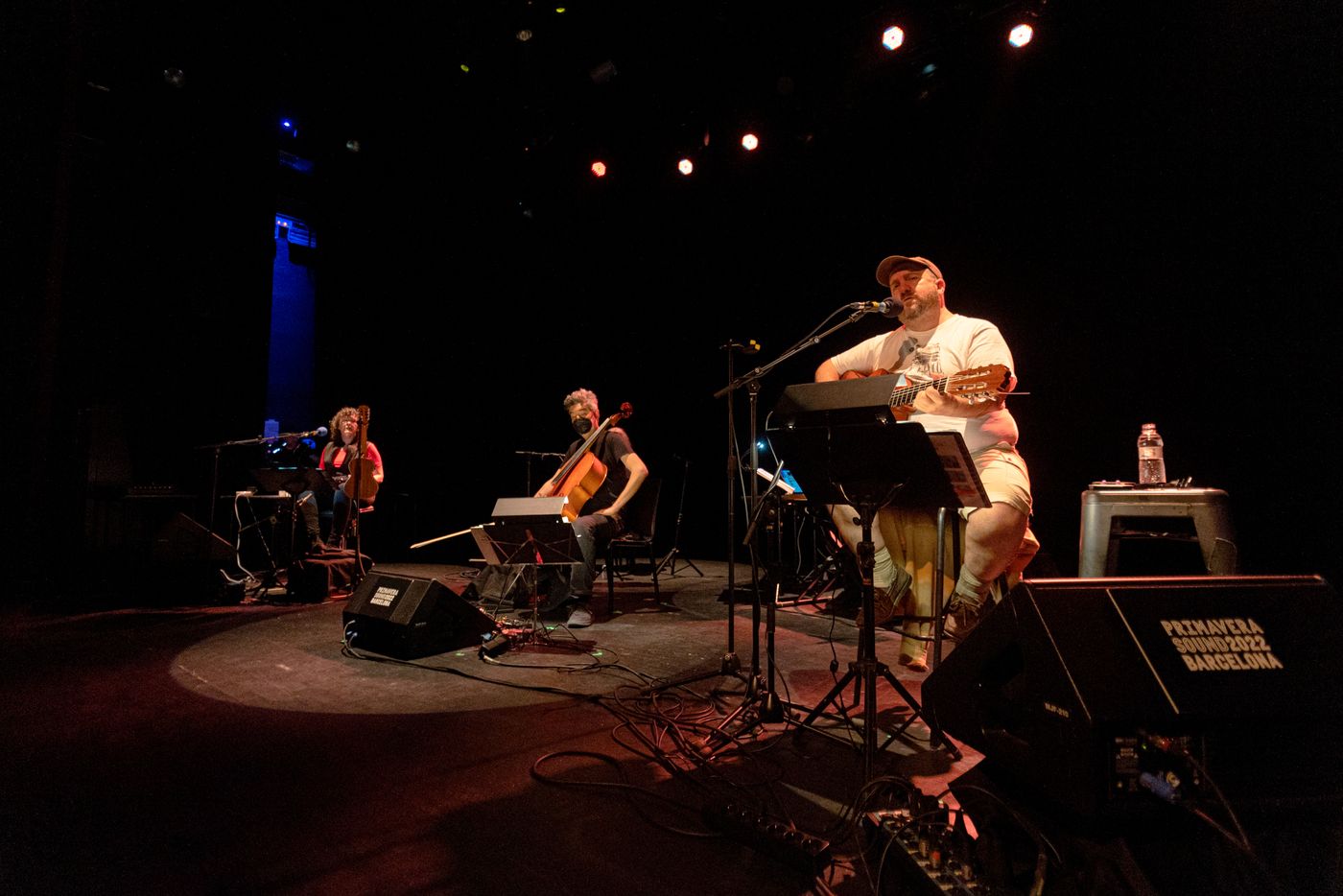 Shirley Simms, Sam Davol y Stephin Merritt:  The Magnetic Fields, qué gran lección de ironía y sensibilidad. Foto: Marina Tomàs