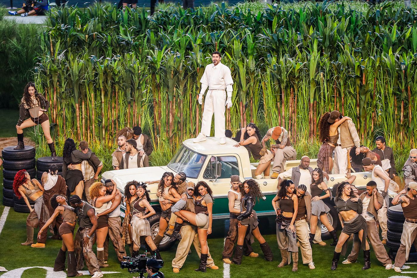 Bad Bunny, en el intermedio de la Super Bowl. Foto: Kindell Buchanan (Getty Images)