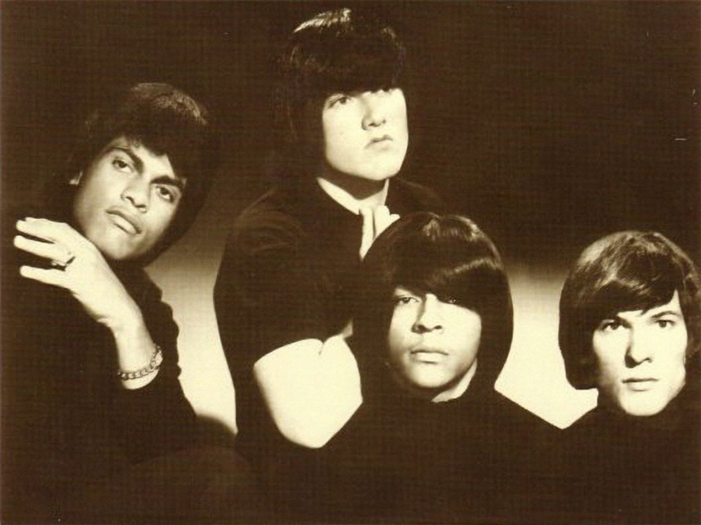 The American Four, en 1965, primer proyecto mestizo de la saga con Lee (centro) y Echols (izquierda).