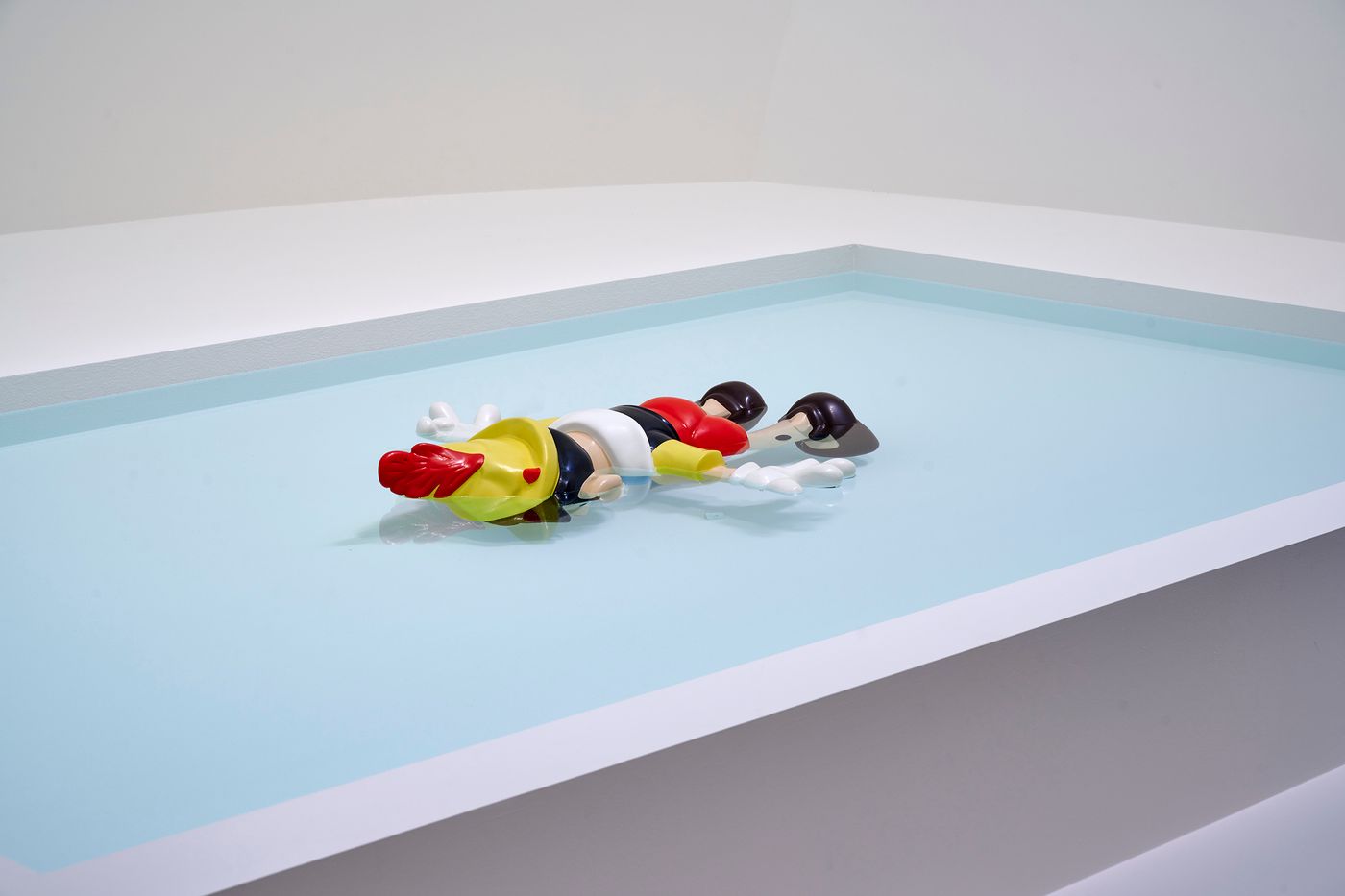“Daddy, Daddy” (Maurizio Cattelan, 2008).