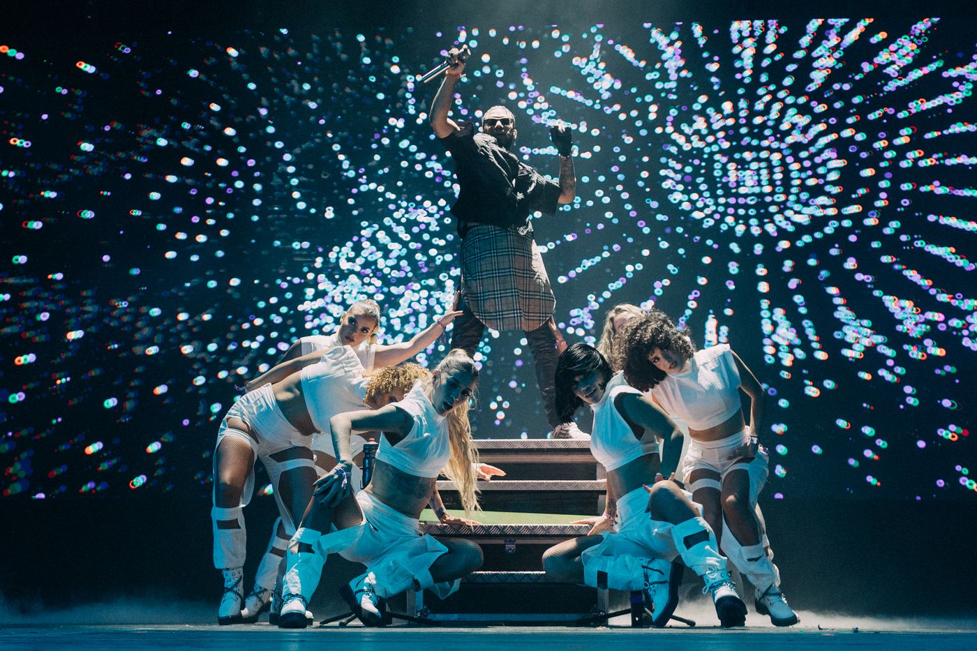 Jhay Cortez: la madrugada es su hábitat. Foto: Val Palavecino