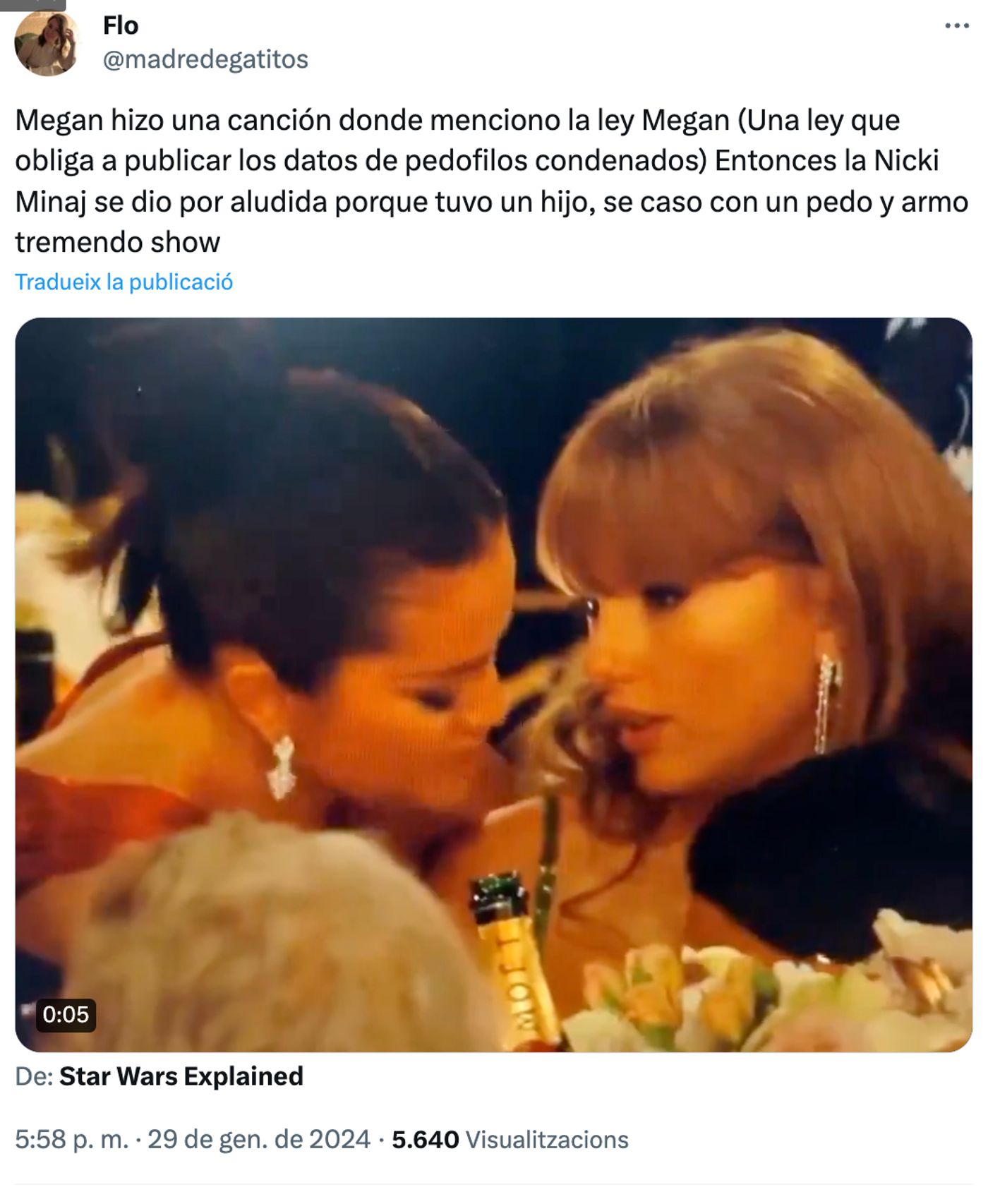 Cotilleando.<a href="https://twitter.com/madredegatitos/status/1752013310499659995" target="_blank"> Ver tuit </a>