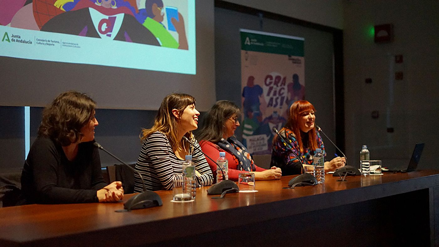 Maribel Carod, Ana Penyas, Cristina Durán y la moderadora Natalia Meléndez Malavé en el Museo de Málaga. Foto: Gerardo Ballesteros