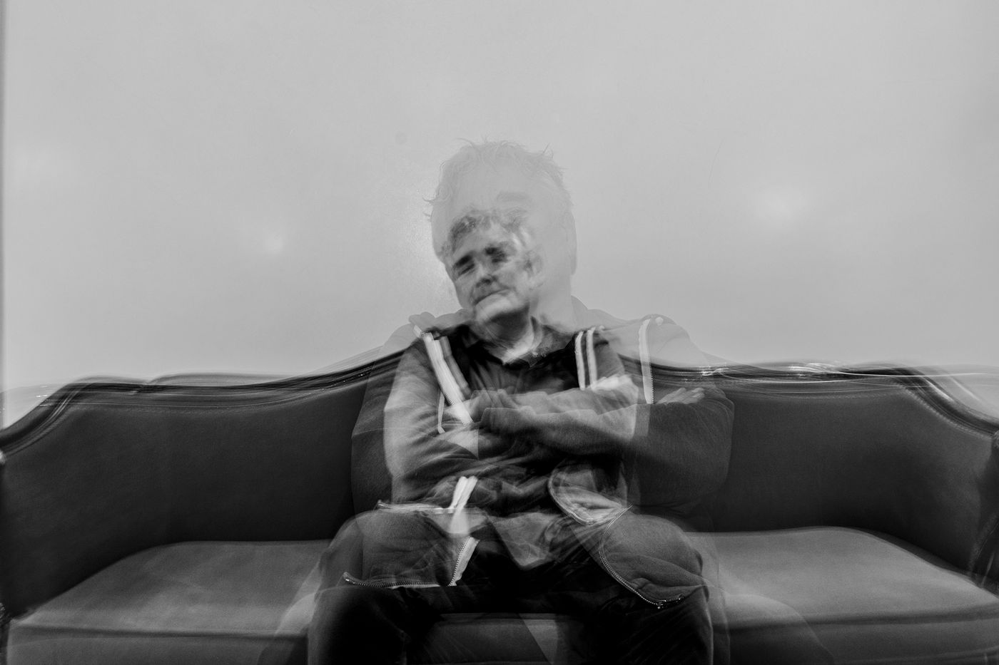 Los múltiples perfiles de Fred Frith. Foto: Alfredo Arias