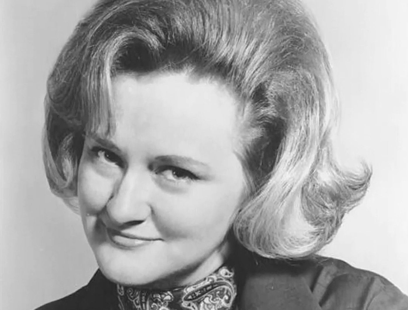 Wlma Burgess.