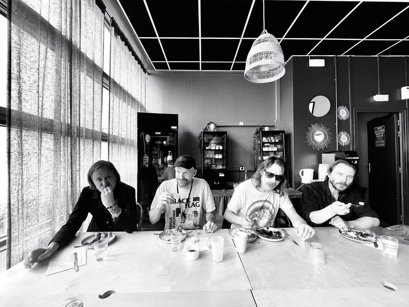 Dennis Lyzxén, David Sandström, Mattias Bärjed y Magnus Flagge (en Lille, octubre 2025; durante la gira). Foto: G M Kalafatidis.
