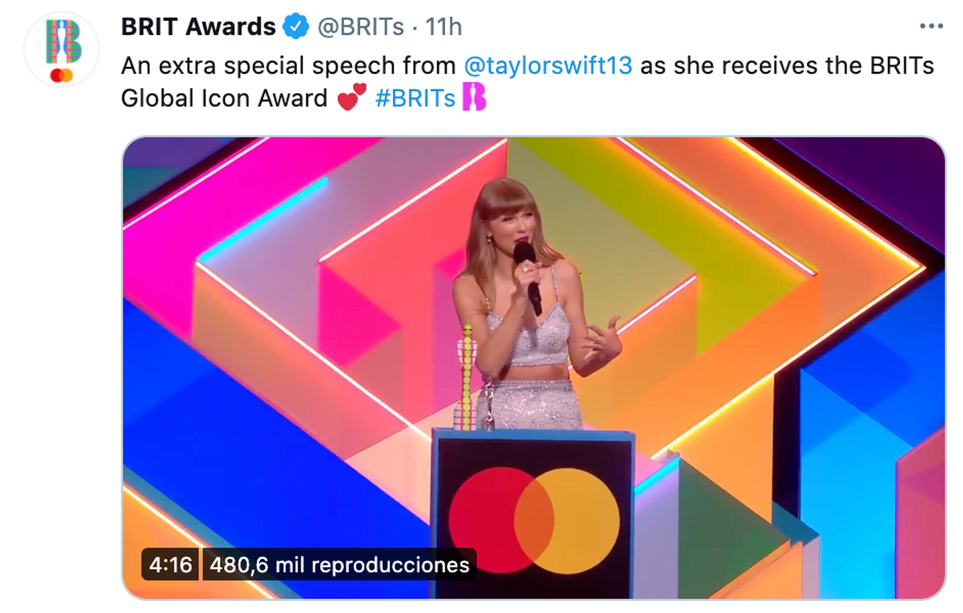 Taylor Swift en los BRIT Awards. <a href="https://twitter.com/BRITs/status/1392224972639281156" target="_blank">Ver tuit</a>