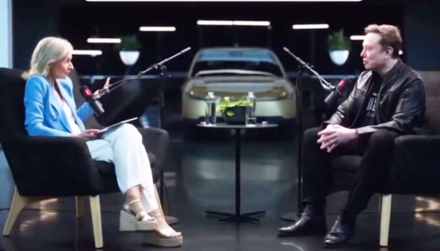 Entrevistado y retratado. <a href="https://www.tiktok.com/@usacourtfiles/video/7666162190755417366" target="_blank"> Ver post </a>