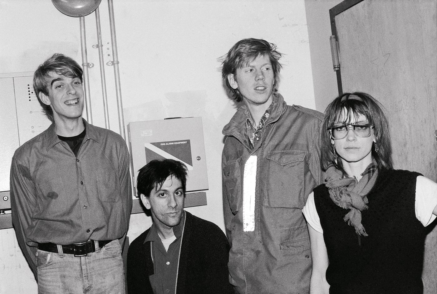 Jim Sclavunos, Lee Ranaldo, Moore y Kim Gordon: Sonic Youth, en 1983, en Danceteria (Nueva York). Foto: Catherine Ceresole