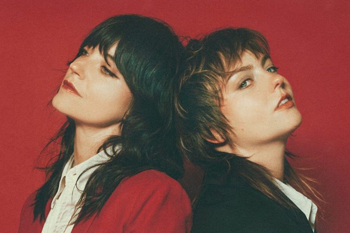 Sharon Van Etten y Angel Olsen.
