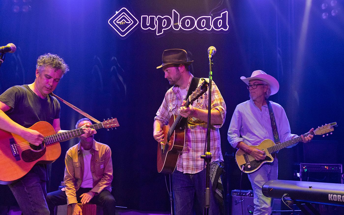 M. Ward, McKowski y Howe Gelb son Geckøs. Foto: Òscar Giralt